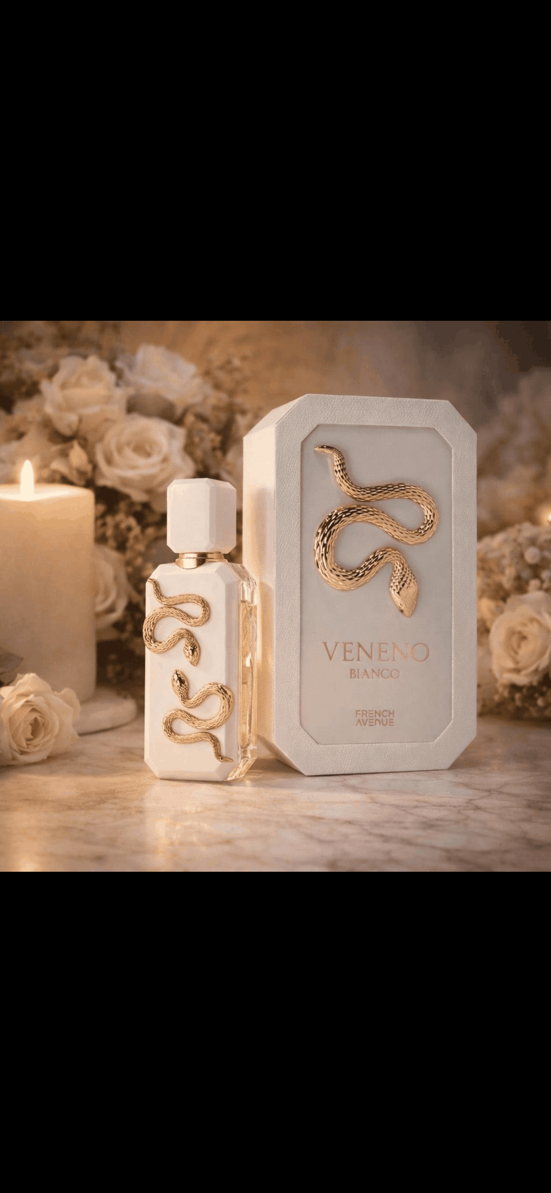 Veneno Blanco Eau de Parfum en frasco y estuche color marfil, con detalles dorados en relieve y diseño de serpiente.